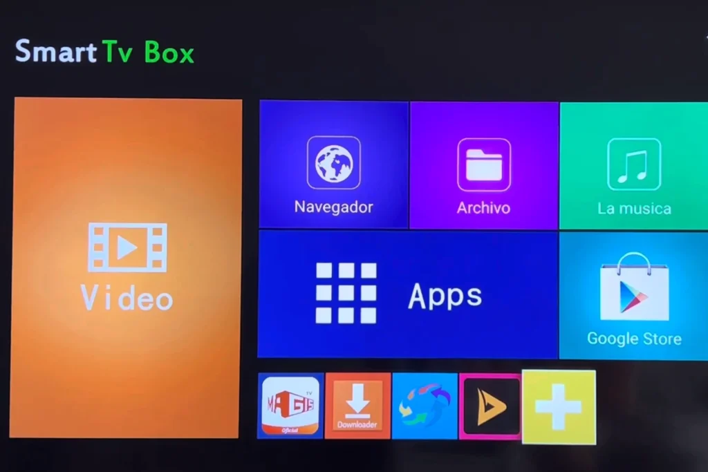 Instala la app Downloader en tu Smart TV